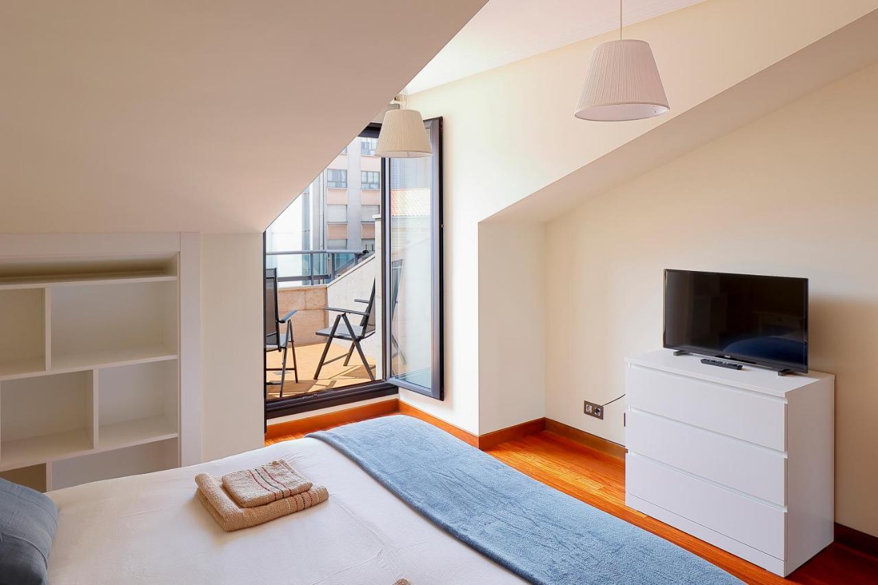 Atico Con Terraza, Vistas Al Mar Y Parking En Playa De S Lorenzo Хихон Экстерьер фото